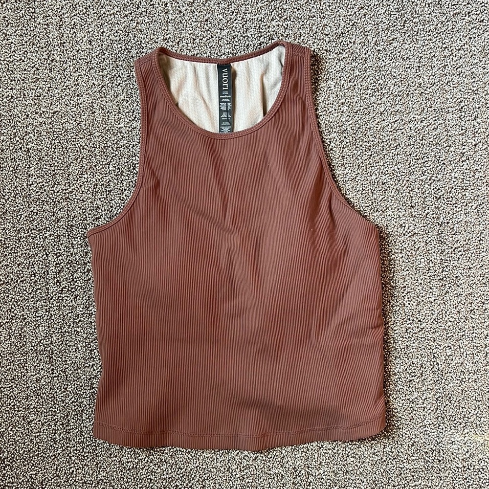 Vuori Plyo Tank LIKE NEW